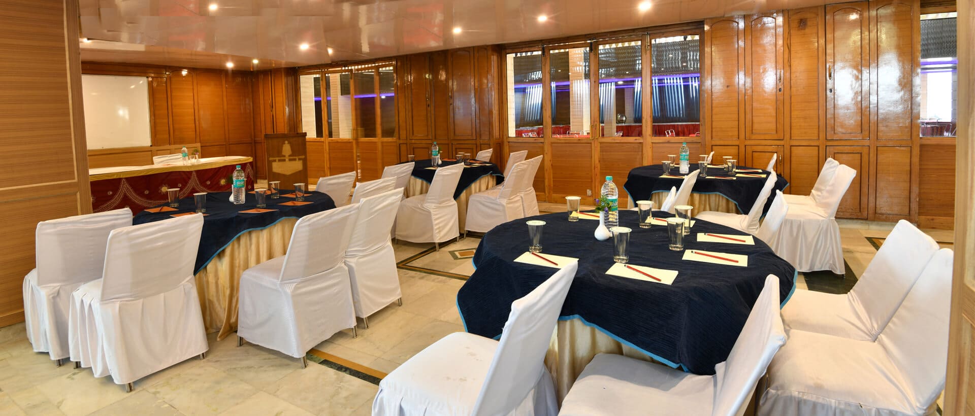 Dynasty Resort Business Meeting room
